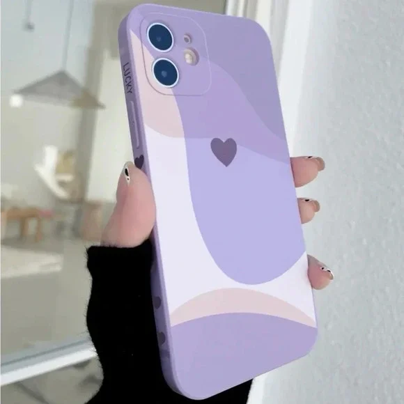 ⚠️Clearance💜iPhone 14/Pro/Pro Max/Plus Purple Heart Pattern - Picture 1 of 2